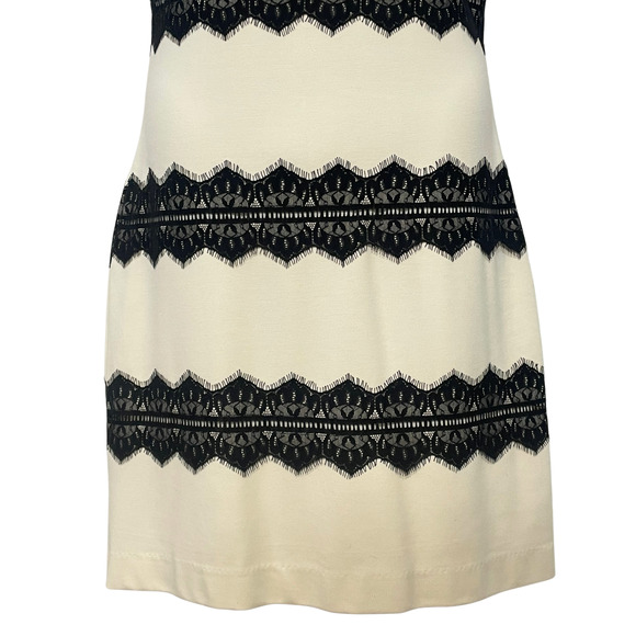 Belle Badgley Mischka Sz 12 Sleeveless Sheath Dress Cream w/Black Lace Bands - Picture 6 of 11